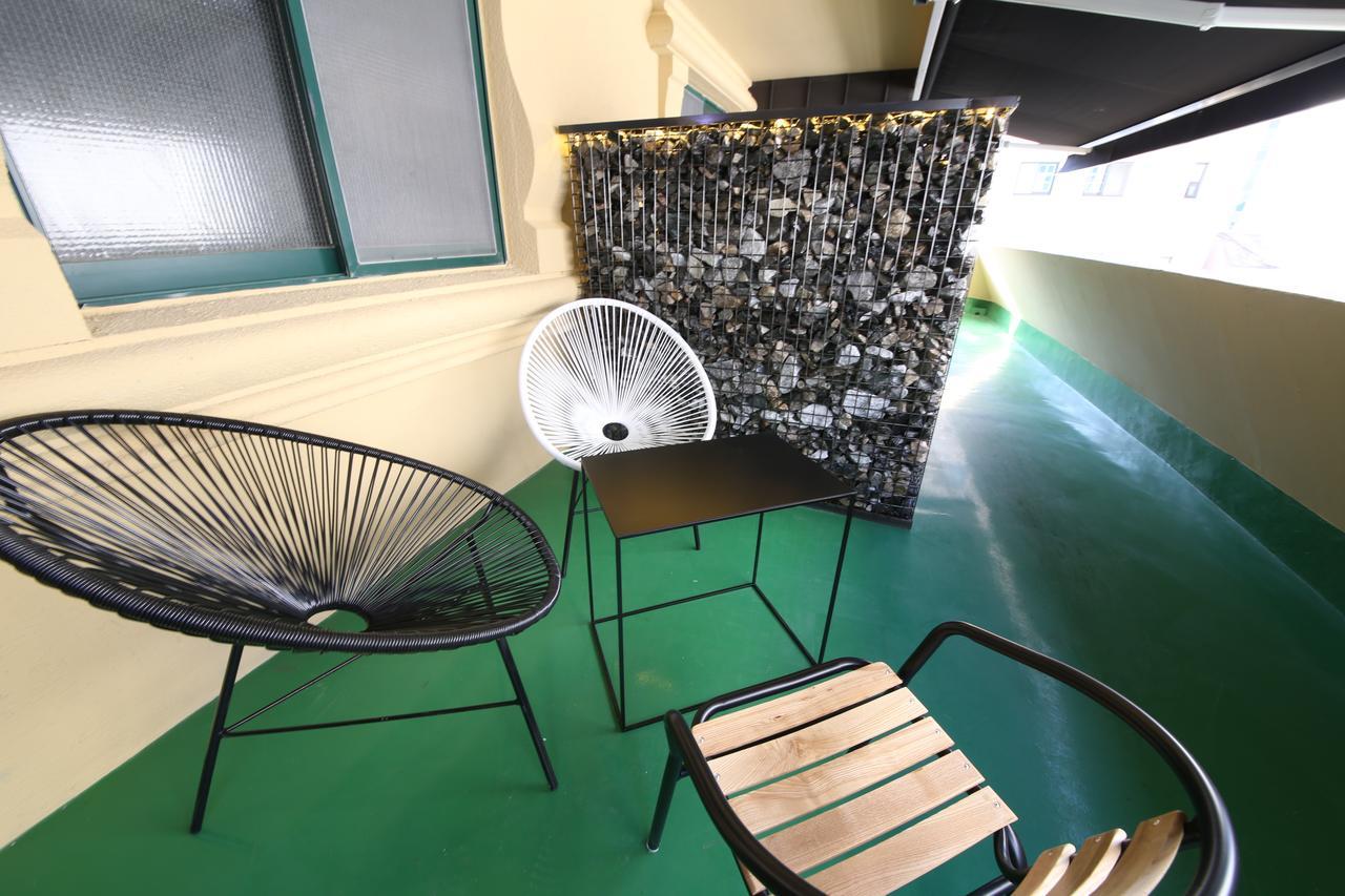 Soho Hotel Busan Bagian luar foto